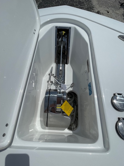 NEW 2025 TIDEWATER 256 LXF (Center Console) - Image 17