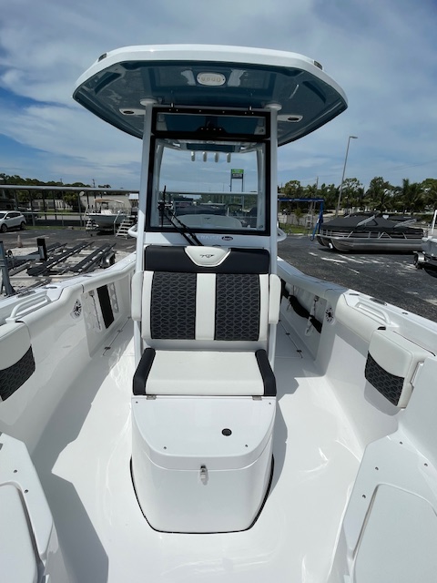 NEW 2025 TIDEWATER 256 LXF (Center Console) - Image 18