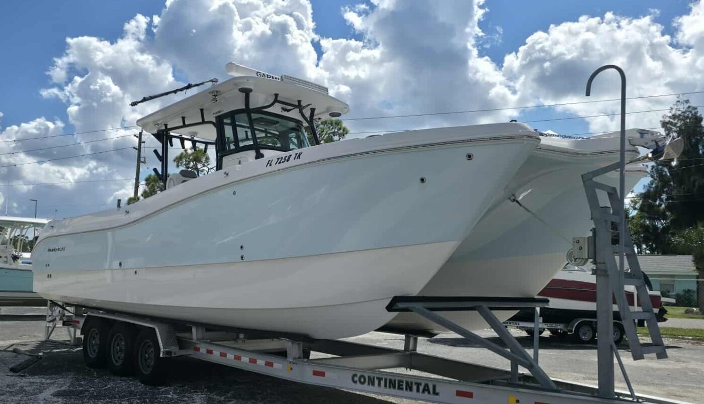 2023 World Cat 325 CC - Image 10