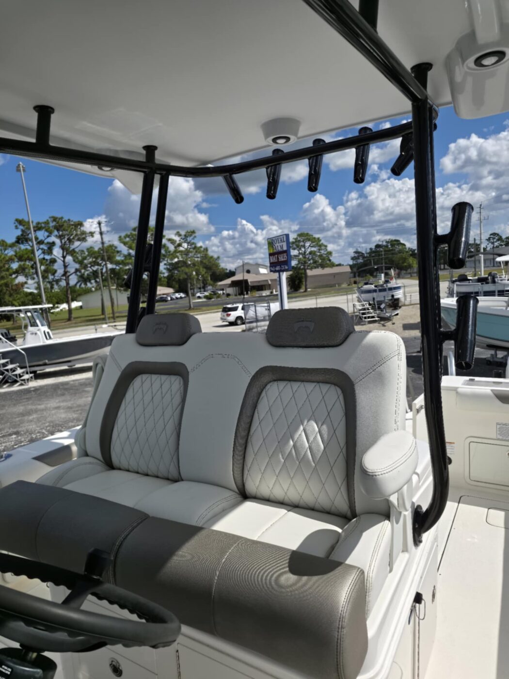 2023 World Cat 325 CC - Image 15