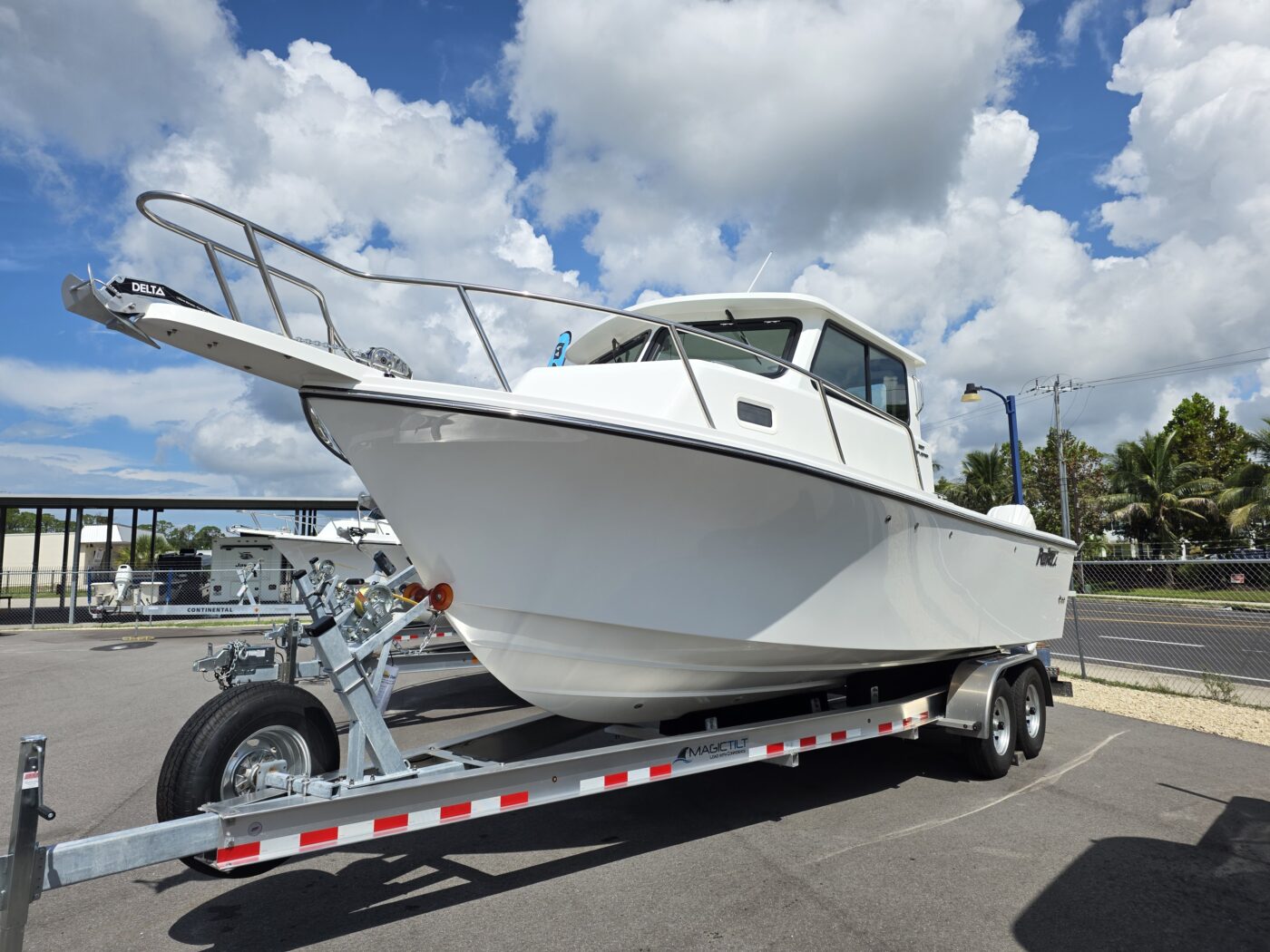 2027 Parker 257 Explorer