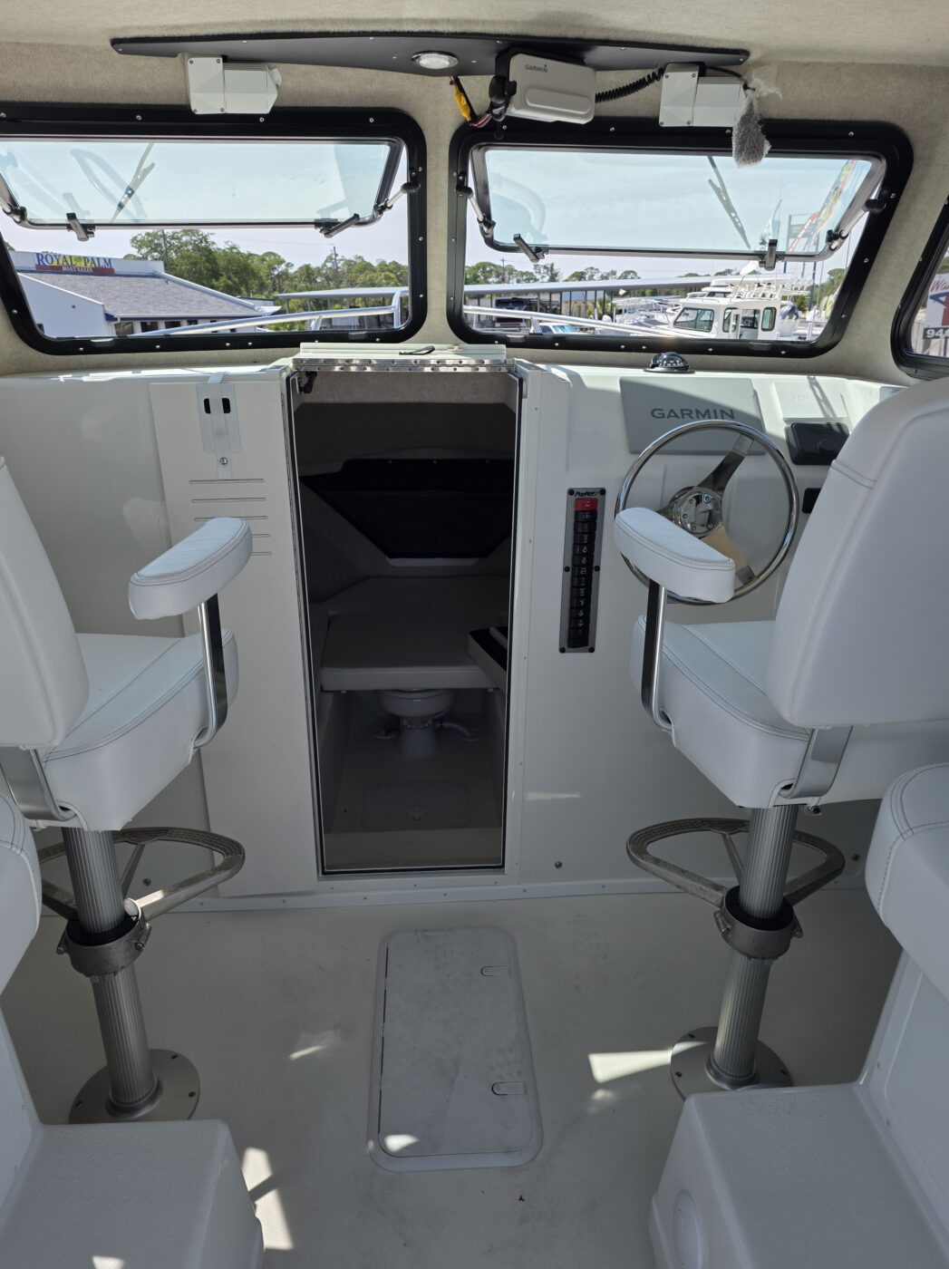 2026 Parker 287 Explorer - Image 5