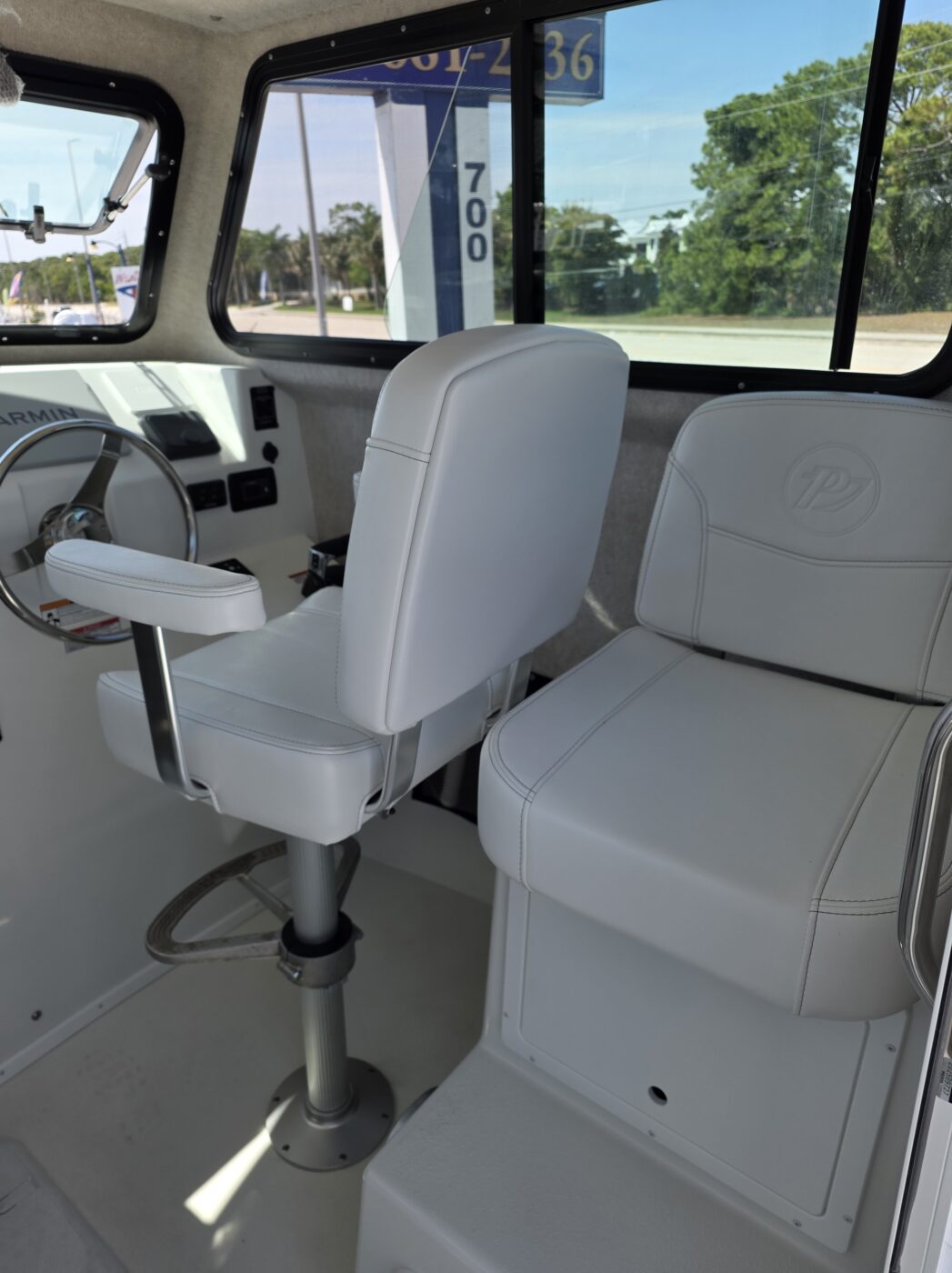 2026 Parker 287 Explorer - Image 7