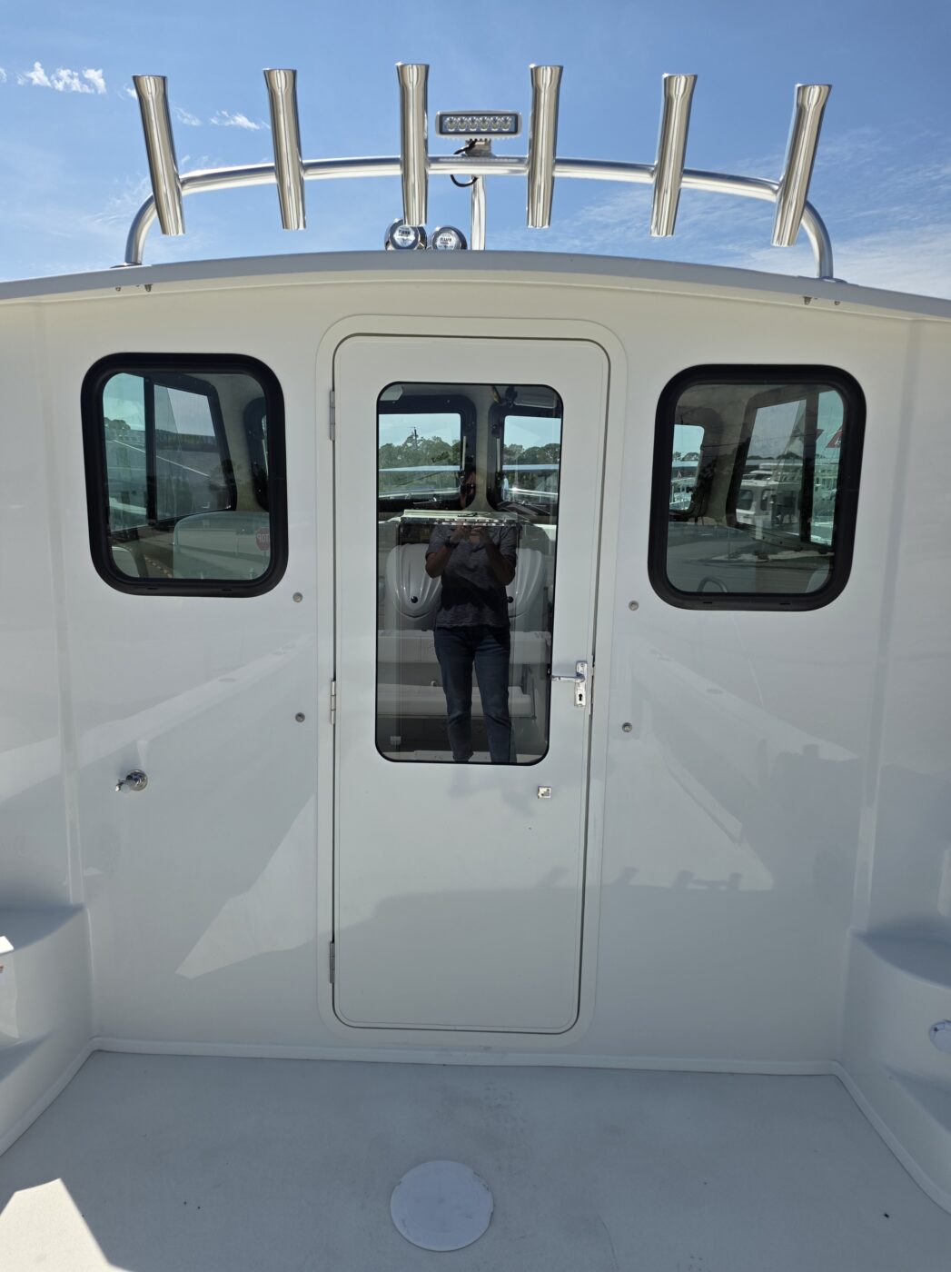 2026 Parker 287 Explorer - Image 18