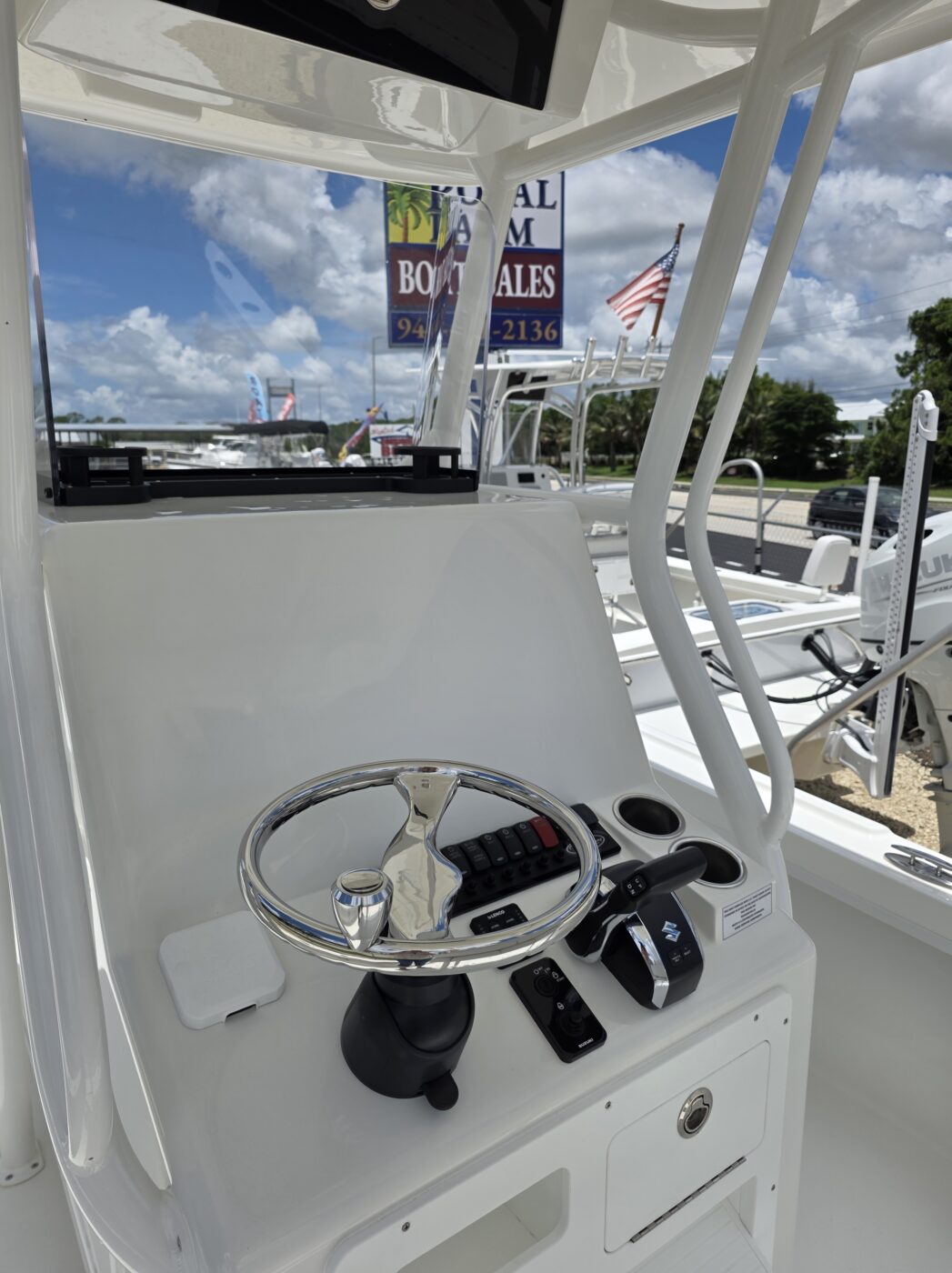 (IN STOCK!) 2027 Pair Customs 24MV Center Console - Image 10