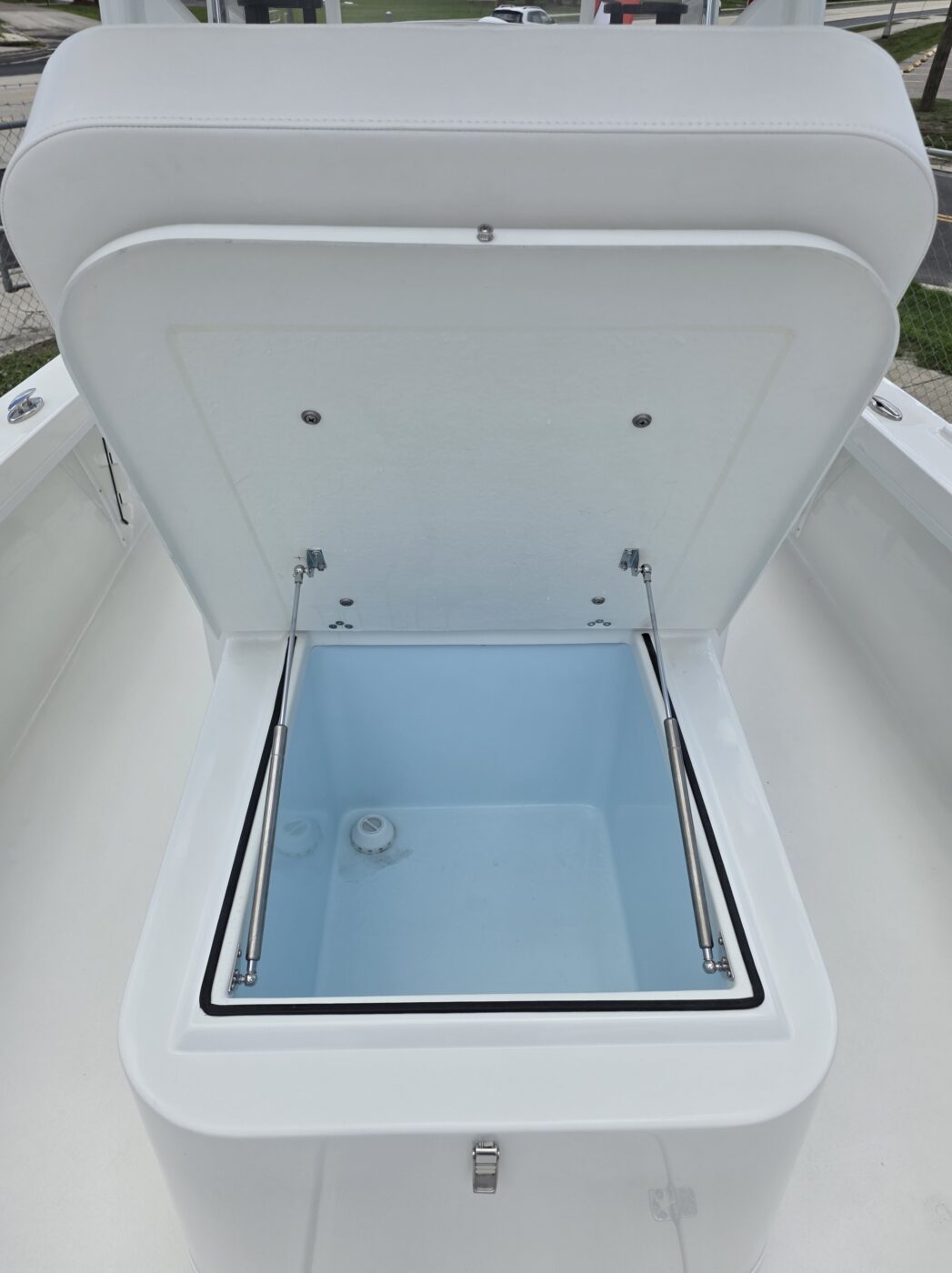(IN STOCK!) 2027 Pair Customs 24MV Center Console - Image 14
