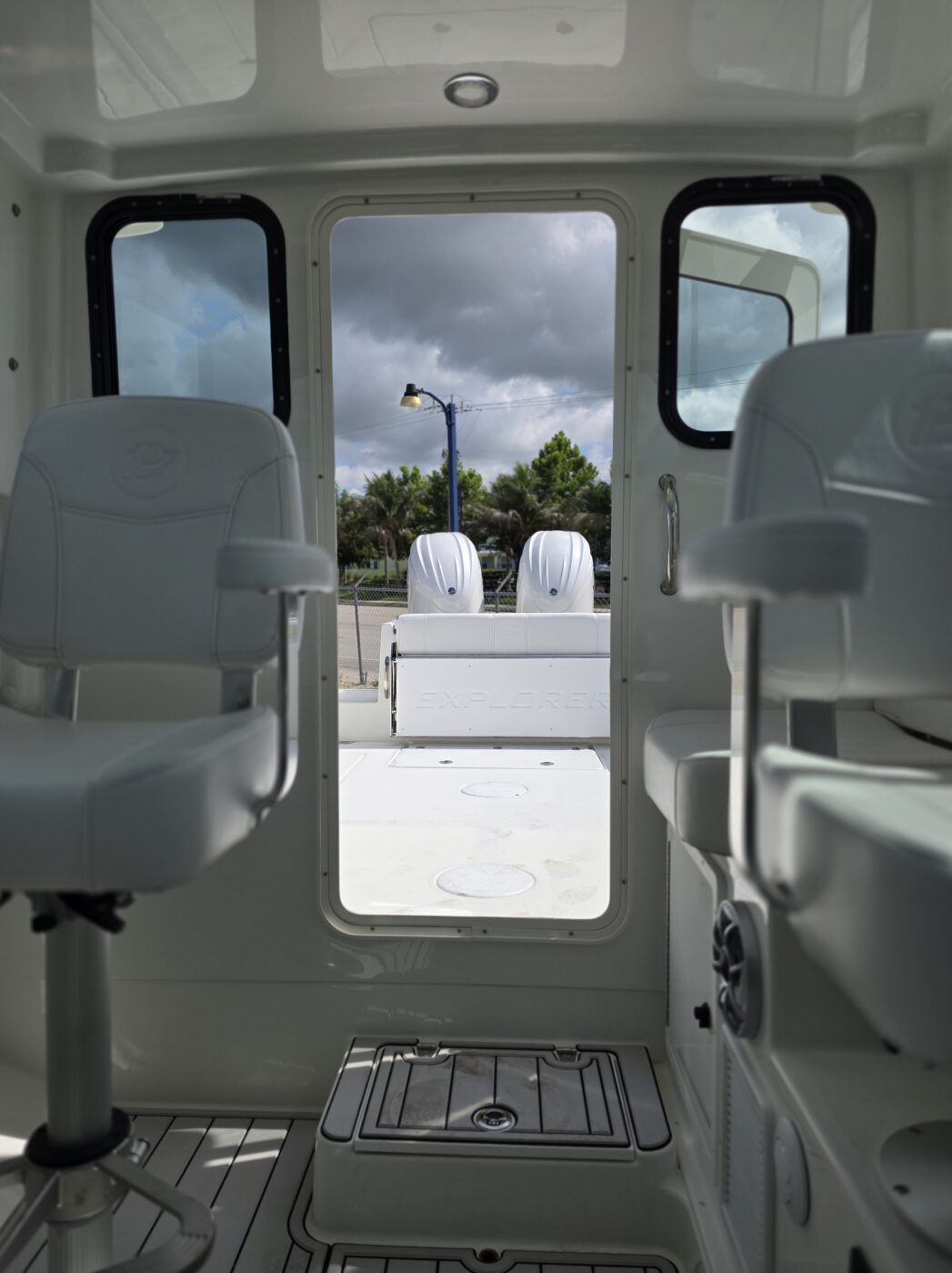 2027 Parker 247 Explorer - Image 22