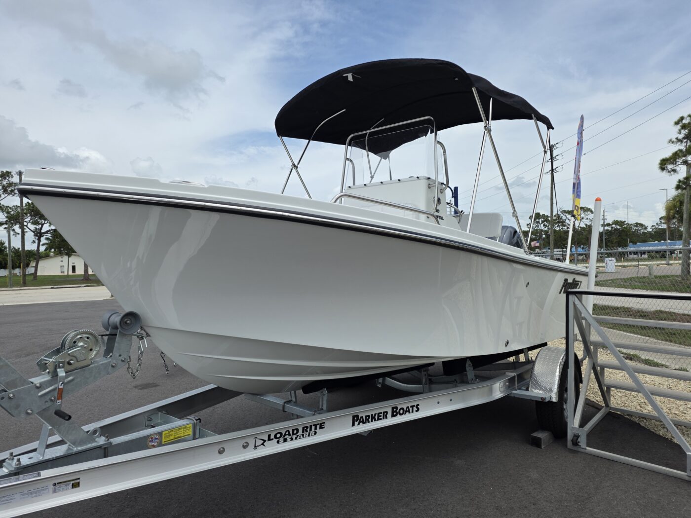 (SALE!) 2027 Parker 180 Coastal Center Console - Image 7