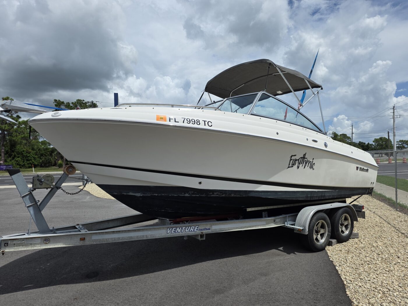 2012 Wellcraft 210 Sportsman - Image 5